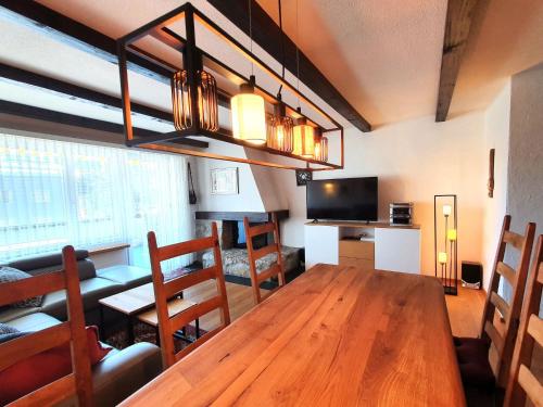 Apartment Via Sulten 12 by Interhome