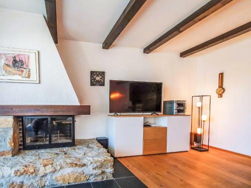 Apartment Via Sulten 12 by Interhome
