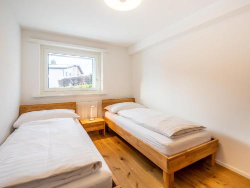 Apartment Majo 3-5 by Interhome