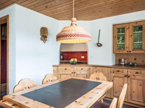 Apartment Val Signina 8-18 by Interhome