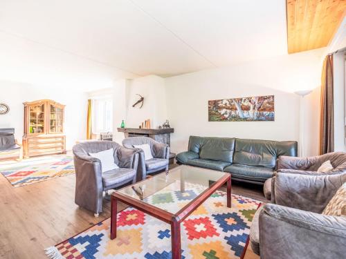Apartment Val Signina 4-8 by Interhome