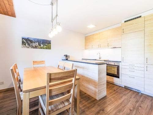 Apartment Val Signina 4-8 by Interhome