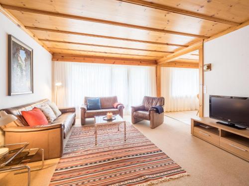 Apartment Val Signina 1-13a by Interhome