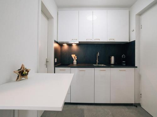 Apartment Laret 6-11 by Interhome