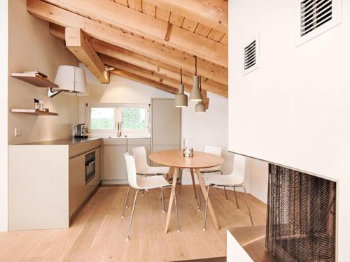 Apartment Cocoon-Laax by Interhome