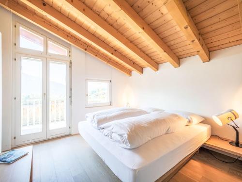 Apartment Cocoon-Laax by Interhome