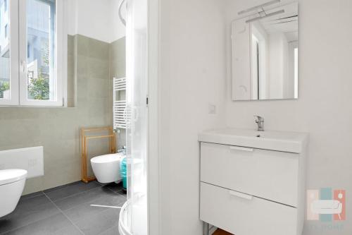 MO64 - Elegante Attico Duplex con 2 Bagni