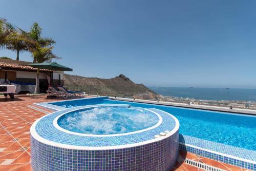 Villa Romantica Lovely 4 Bedroom Villa Private Heated Pool