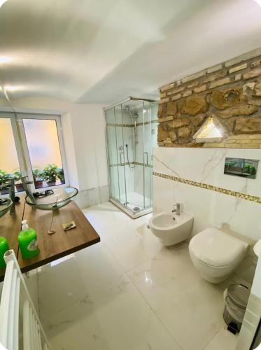 Elegant rooms with private bathroom