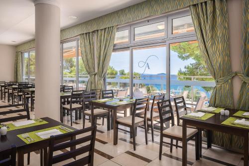 Aminess Vival Grand Azur Hotel