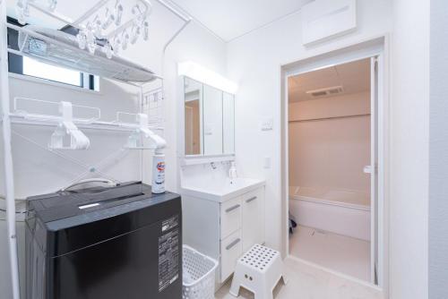 New Luxury home Free parking2 4BR 14 guests