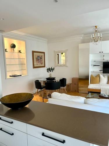 Stylish apartment, Lyon 6 - popular area