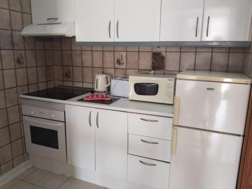 1 Bedroom Apartment with stunning sea view