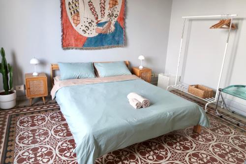 Cozy Esthers Room T with Balcony