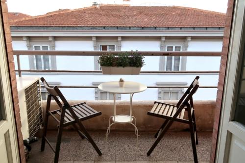 Cozy Esthers Room T with Balcony