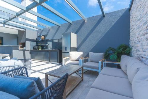 Villa de la Ponte by Atlantic Holiday