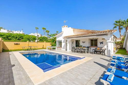 Villa Esmerelda Sun