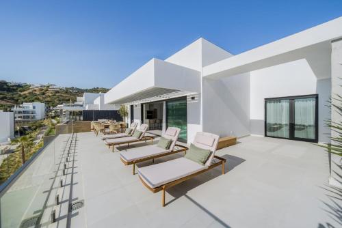 Duplex Penthouse Rooftop Jacuzzi Terrace Views
