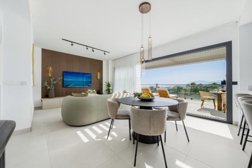 Duplex Penthouse Rooftop Jacuzzi Terrace Views
