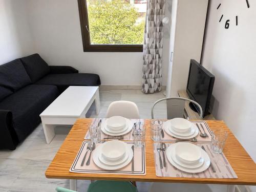 Fibes Stay Sevilla-incluido Parking y Piscina temporada
