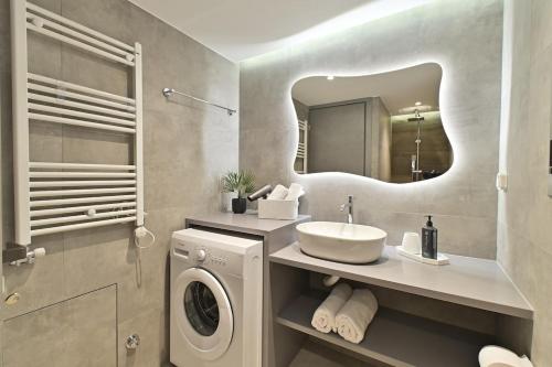 Modern and Lux Apartment - Cyane