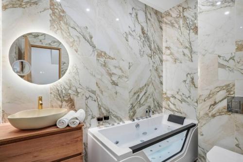 Lavie Maison - Near City Hall, Paris