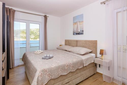 Apartments by the sea Razanj, Rogoznica - 2100