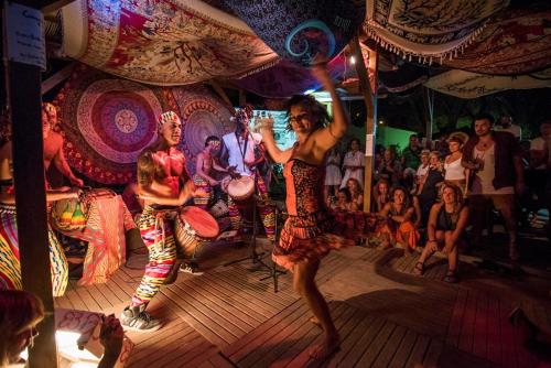 Επισκέπτες που μένουν στο Camping Cala Nova