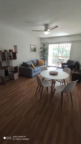 Appartement 2 pers au calme à boulouris