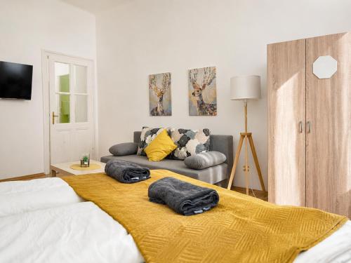 Lovely 1BR Apt Near Westbahnhof for Long Stays
