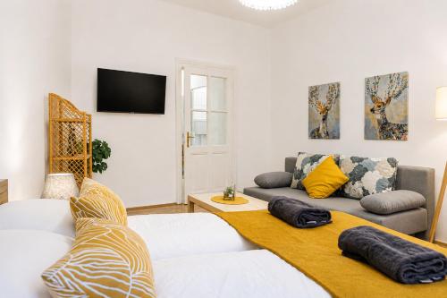 Lovely 1BR Apt Near Westbahnhof for Long Stays