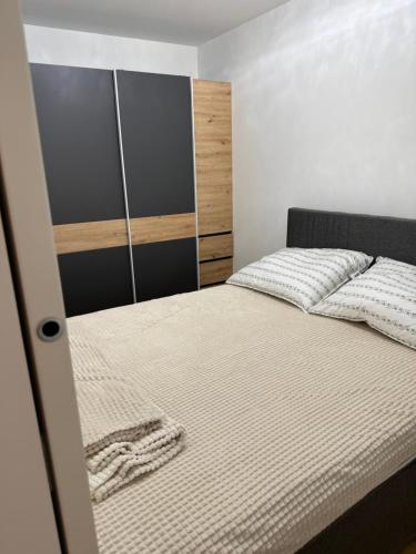 Nima's Modern Apartment