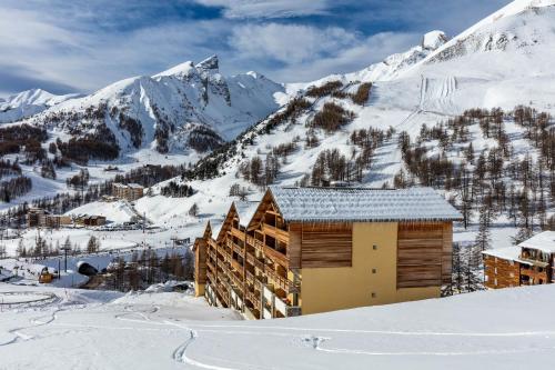 Les Cimes Du Val D'Allos semasa musim sejuk