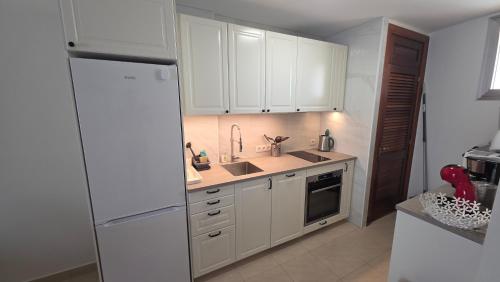 Nice 2 bedrooms apartment with ocean view