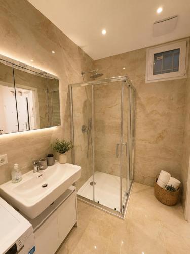 Cozy Belvedere Apartment