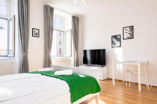 Comfortable 3BR Aprt, Next to Belvedere, Ideal for Long Stays