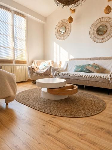 Plage à pied, face à la gare, LES SABLES D'OLONNE, maison type loft