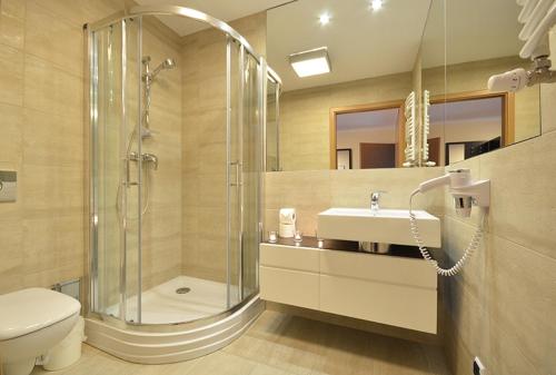 Ванна кімната в Resort Plaza Spa