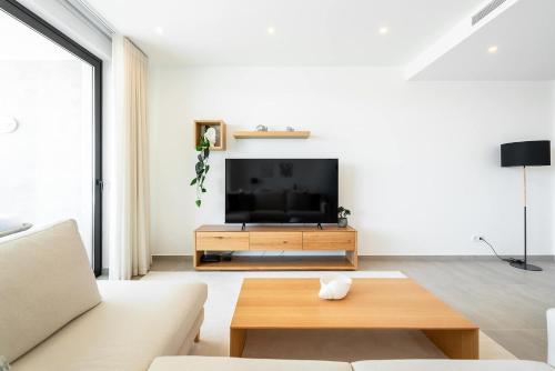 Stylish 2-Bed Apartment with Pool at Dona Ana Beach Residences