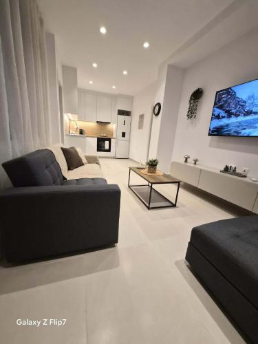 Sunday Apartments near Athens Airport