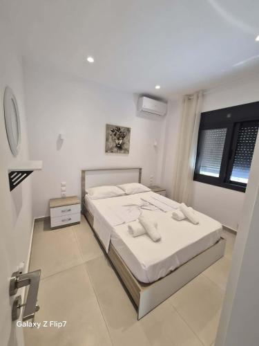 Sunday Apartments near Athens Airport