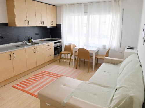 Sènia Central Apartment, Lloret de Mar - 4 Min Walk to the Beach