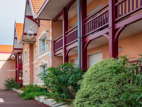 Apartment in Arcachon near Beach