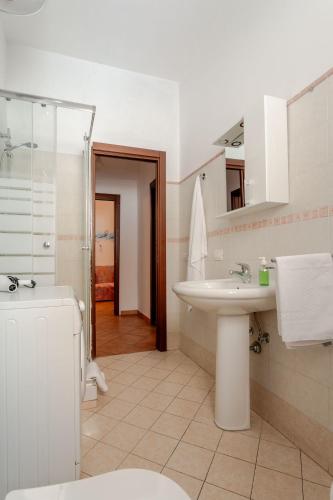 Trastevere Marconi Apartment