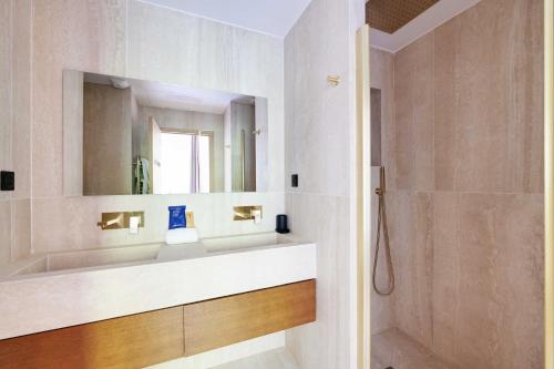 Modern a c - 2BDR 4P flat – Montorgueil