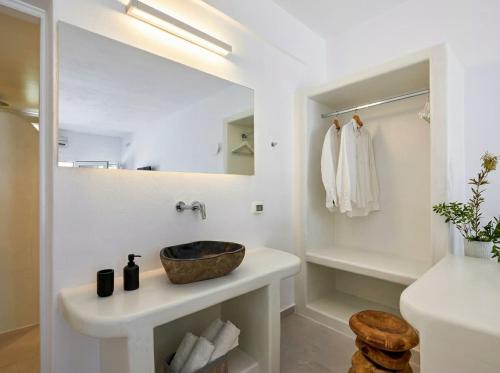 Anchor Suites