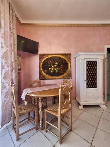 Roma Romantic Home