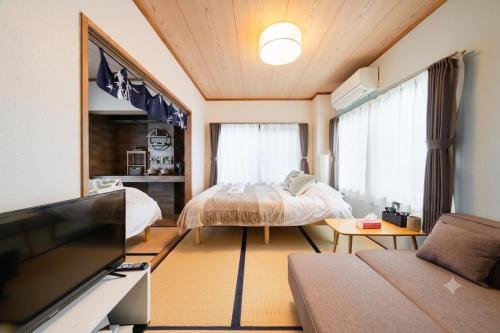 303 Near Shinjuku 3 min walk to subway station