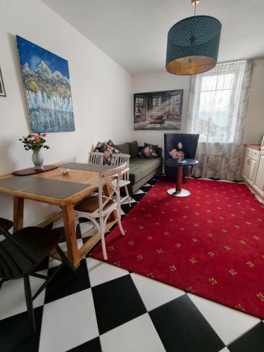 Apartment Deluxe Mutters-Ihr Zuhause bei Innsbruck! Perfekt für Familien, Gruppen bist 5 Personen !Bestes Preis Leistung!