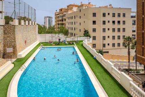 Wake Up to Sea Views, a Short Walk from the Beach